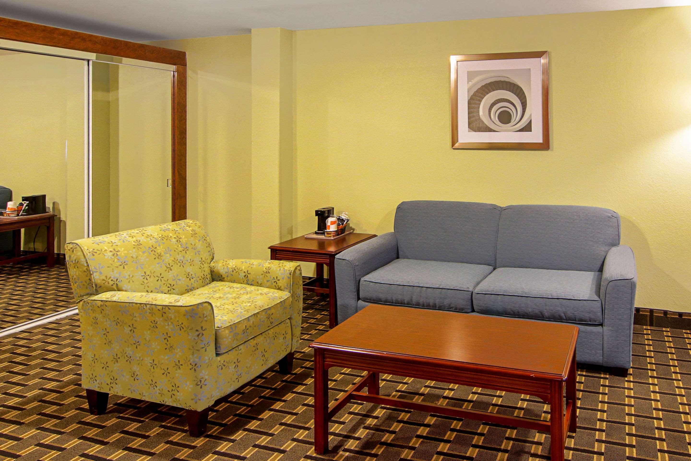 Quality Inn Plainfield I-395 Exterior foto