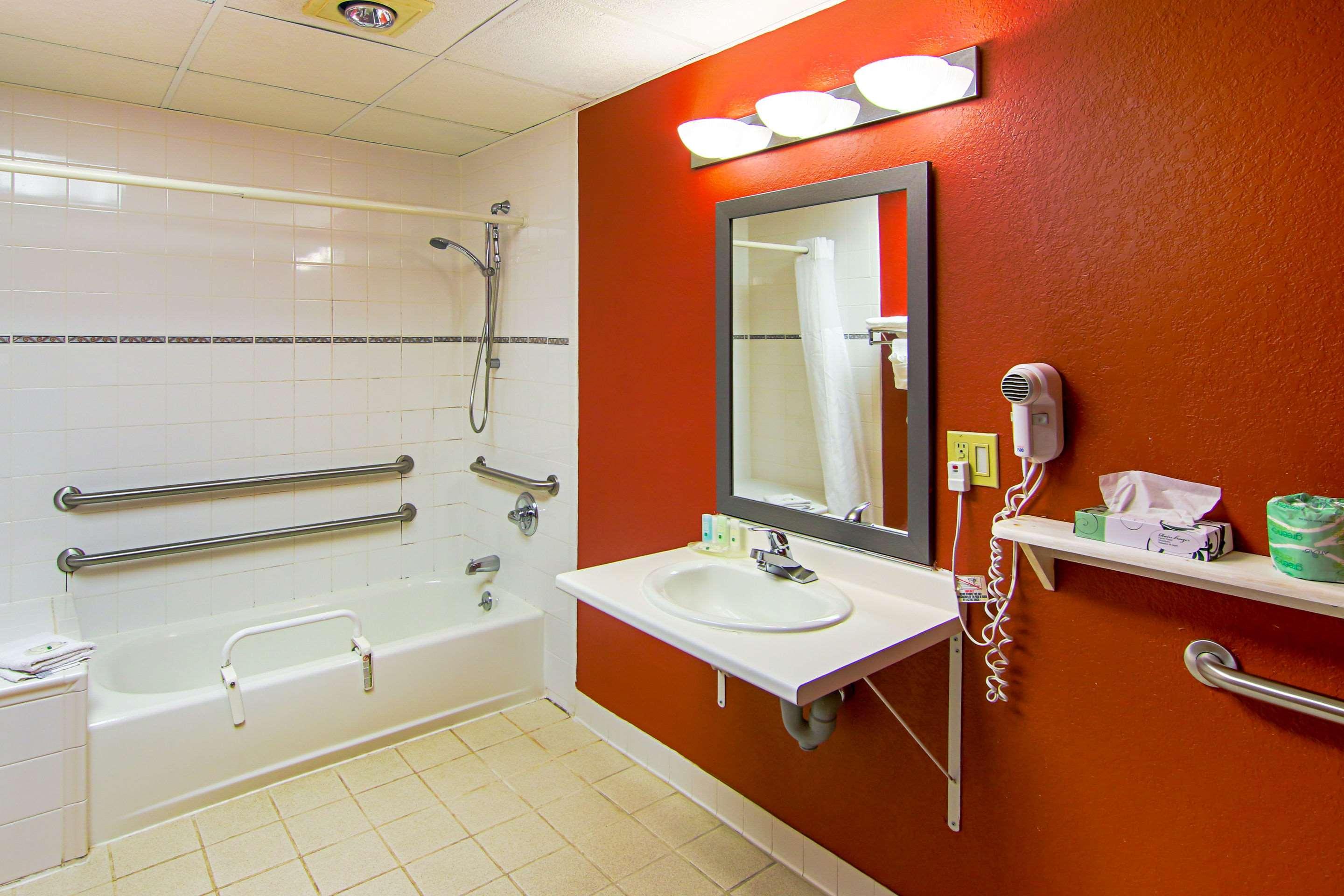 Quality Inn Plainfield I-395 Exterior foto