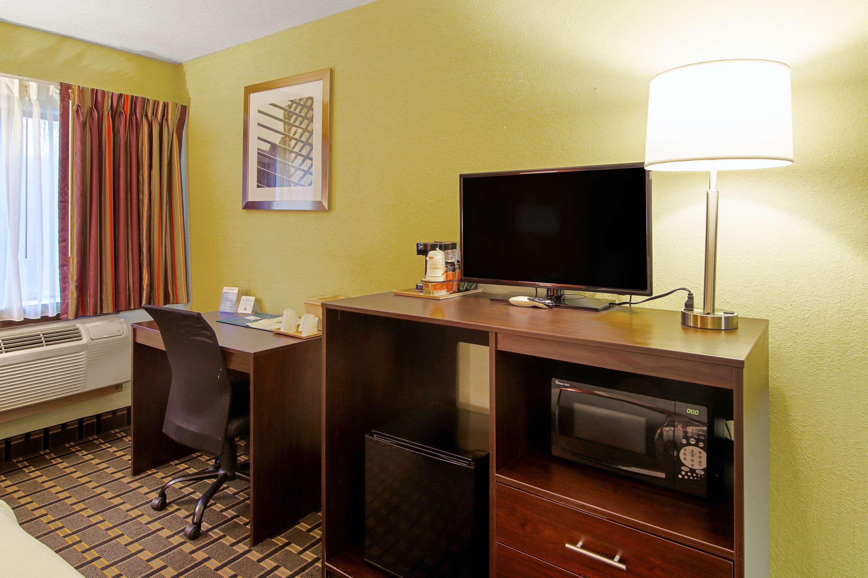 Quality Inn Plainfield I-395 Exterior foto