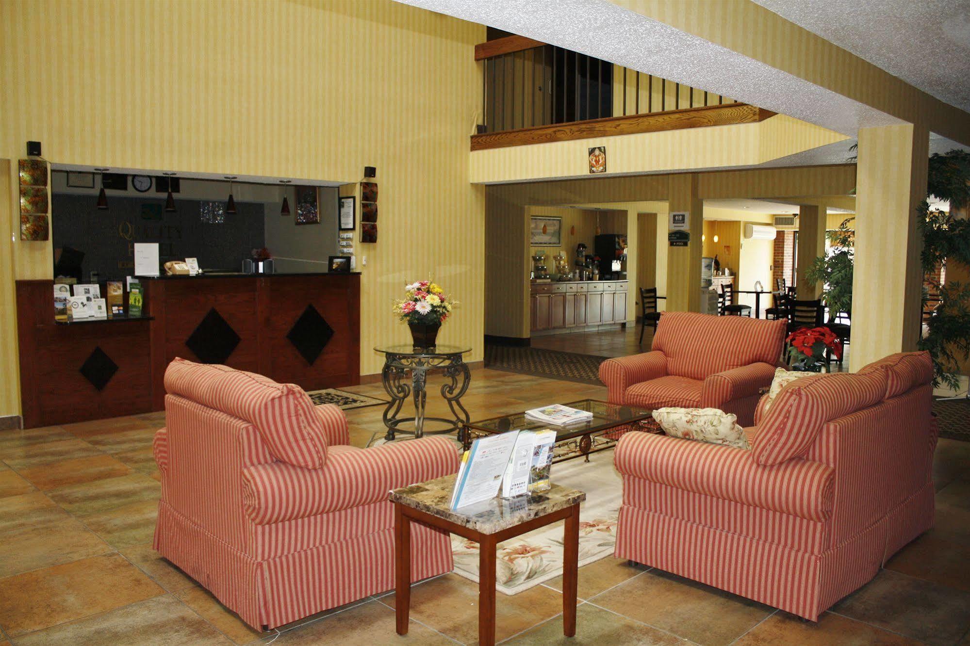 Quality Inn Plainfield I-395 Exterior foto