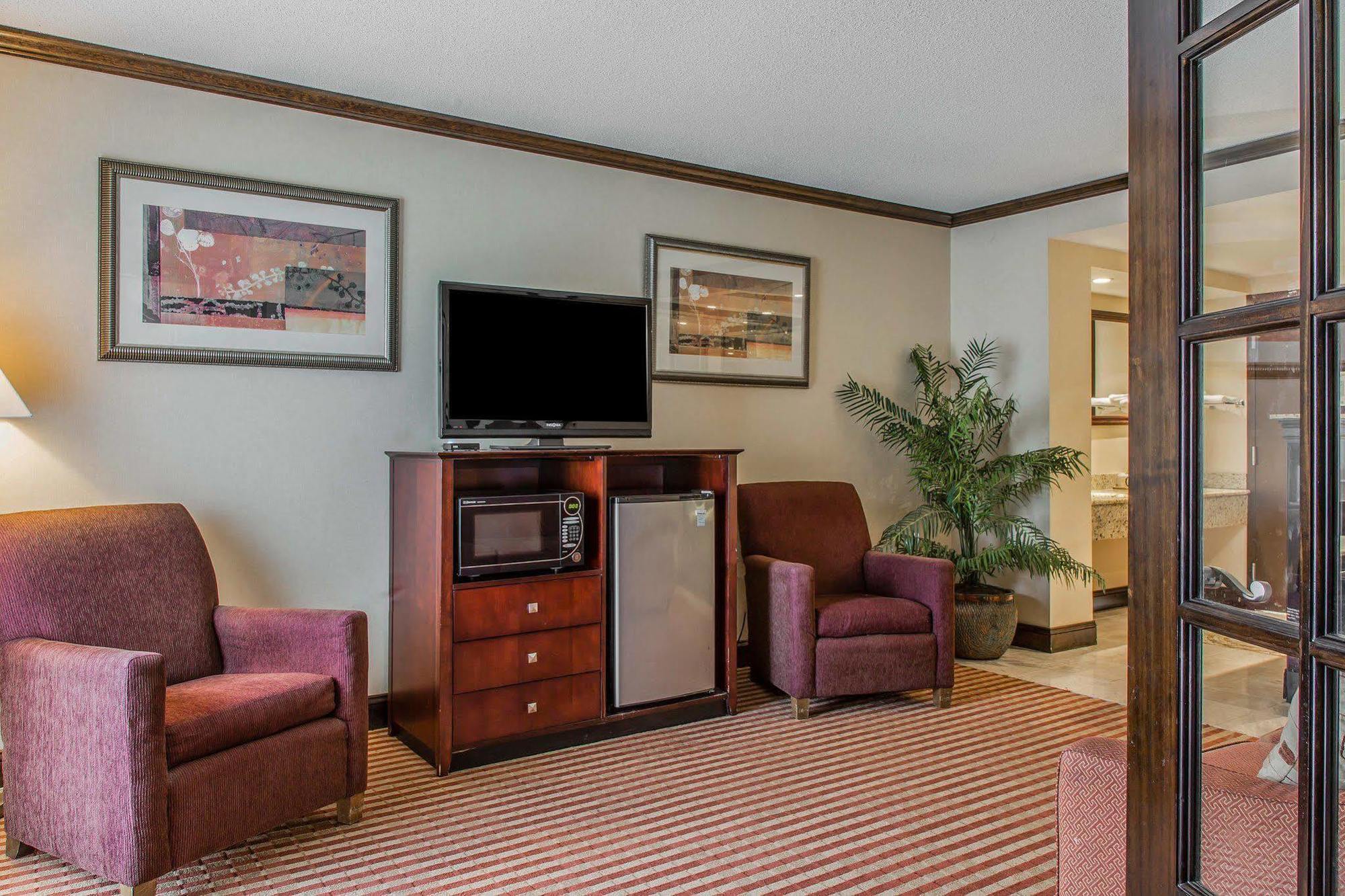 Quality Inn Plainfield I-395 Exterior foto