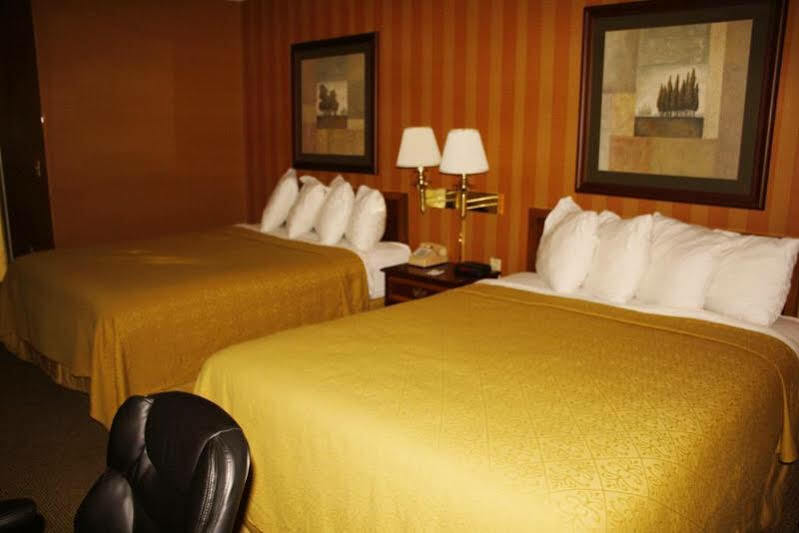 Quality Inn Plainfield I-395 Exterior foto
